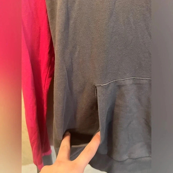 NIKE Sweatshirt - Picture 2 of 5